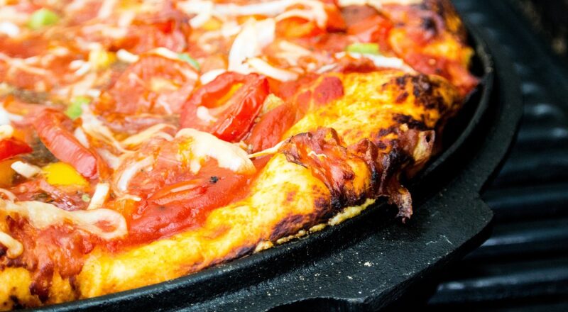Sådan får du det mest lækre resultat med din pizzaovn i haven